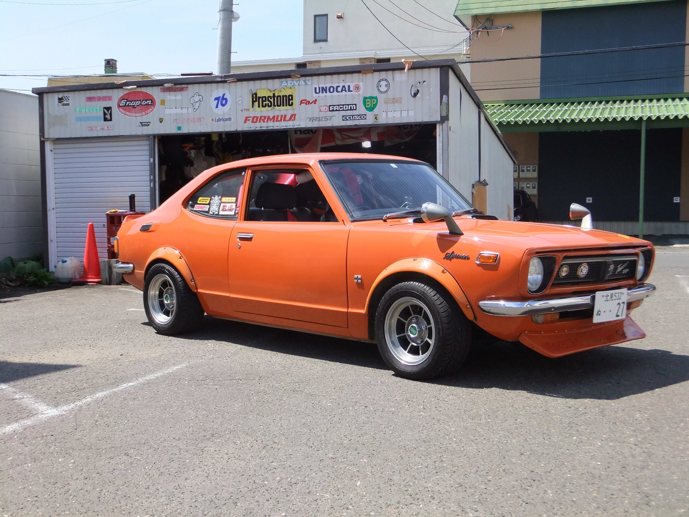 �g���^�E�X�v�����^�[�g���m����iTE27�E1973�N�j�x�z�l�������̈��Ԃł��B