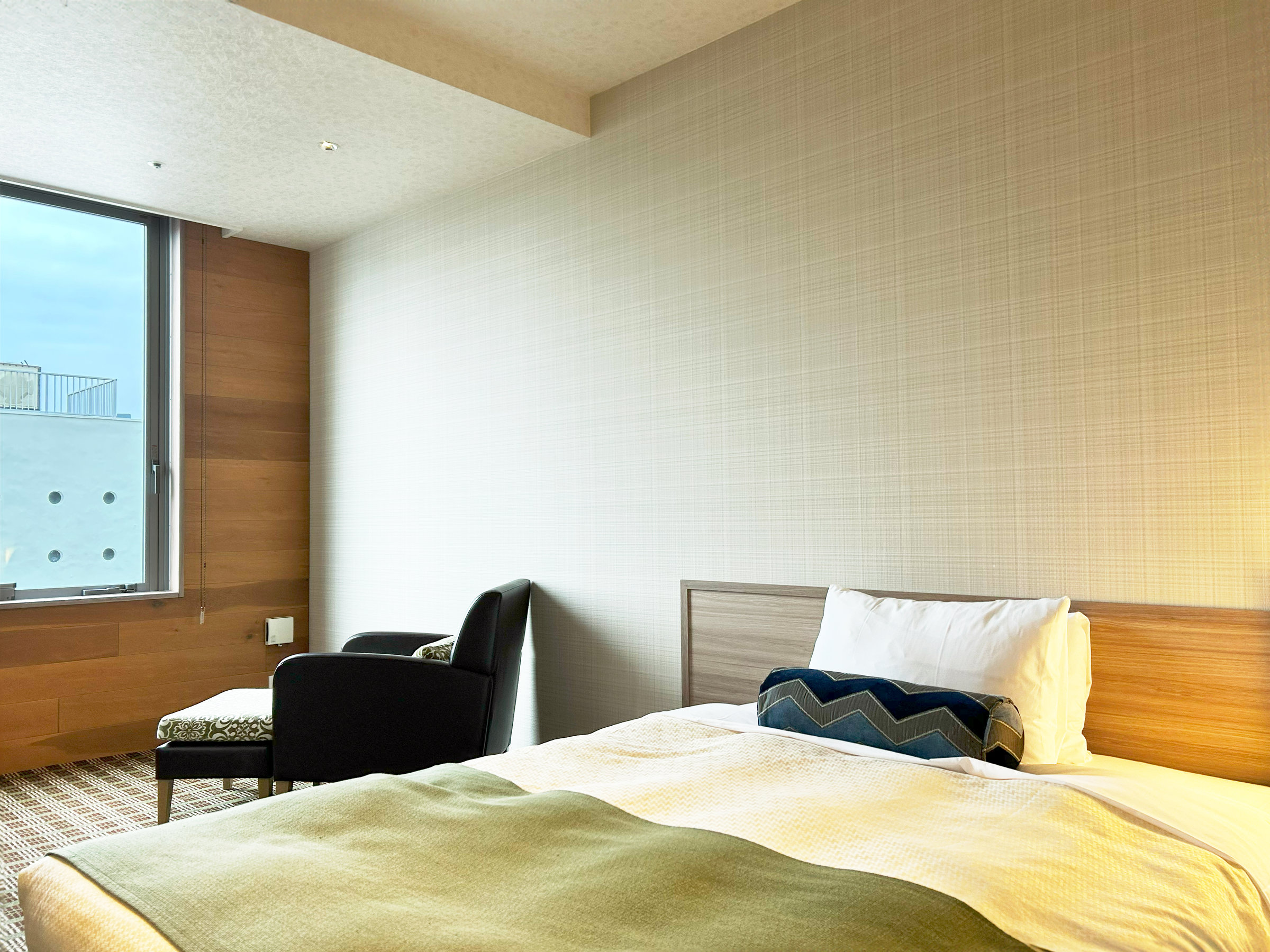 �R���t�H�[�g�V���O��