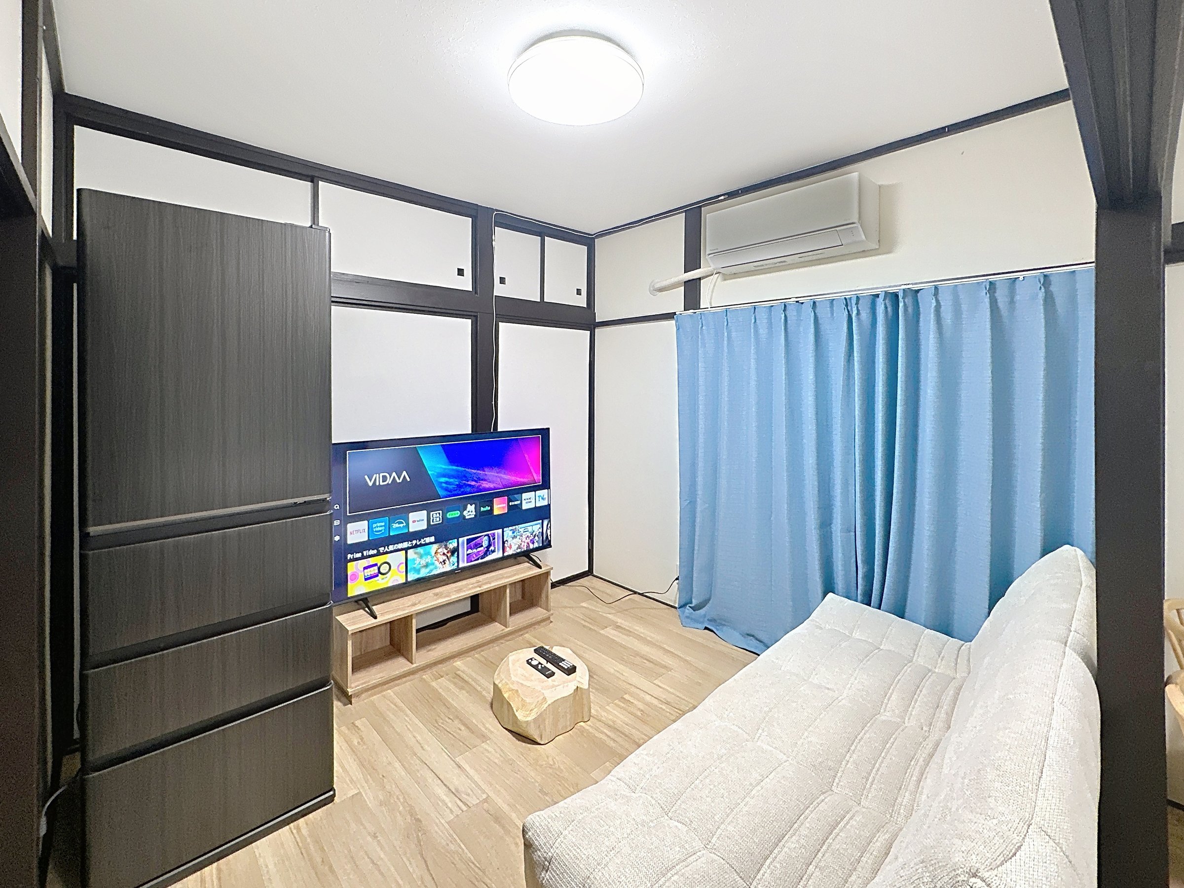 ���r���O���[��