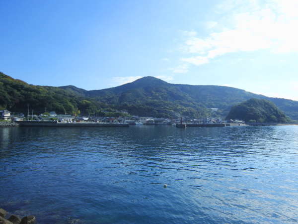 �V�����[�̊C