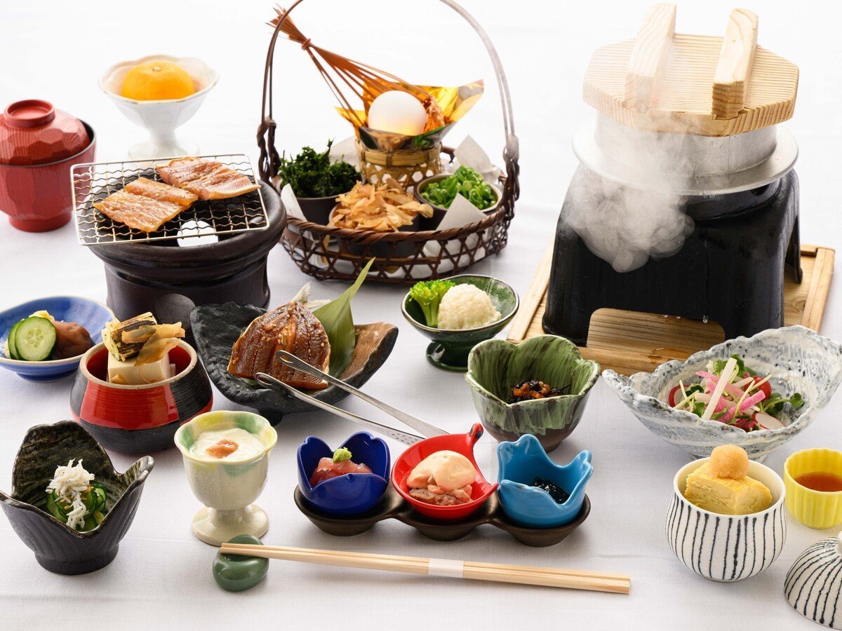 ����l�l�����Ő����グ�����тƁA�����g�ŏĂ��Ă������������ȂǁA���{�̘a���H�����p�ӂ��Ă���܂�