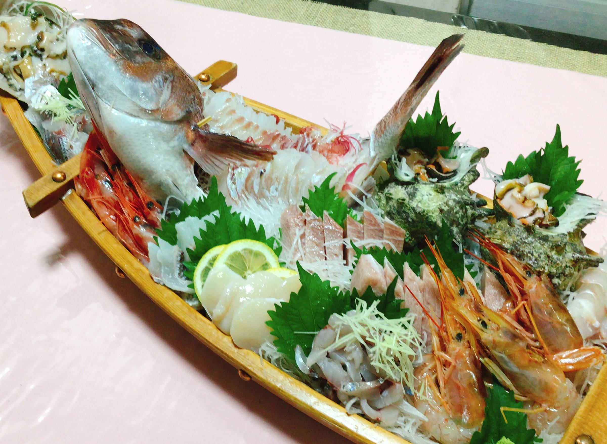 �D���̈��F�A���r�t�B���̑��Ɉɐ��C�V�t������B�������̂�������Ă����̒P�i������B