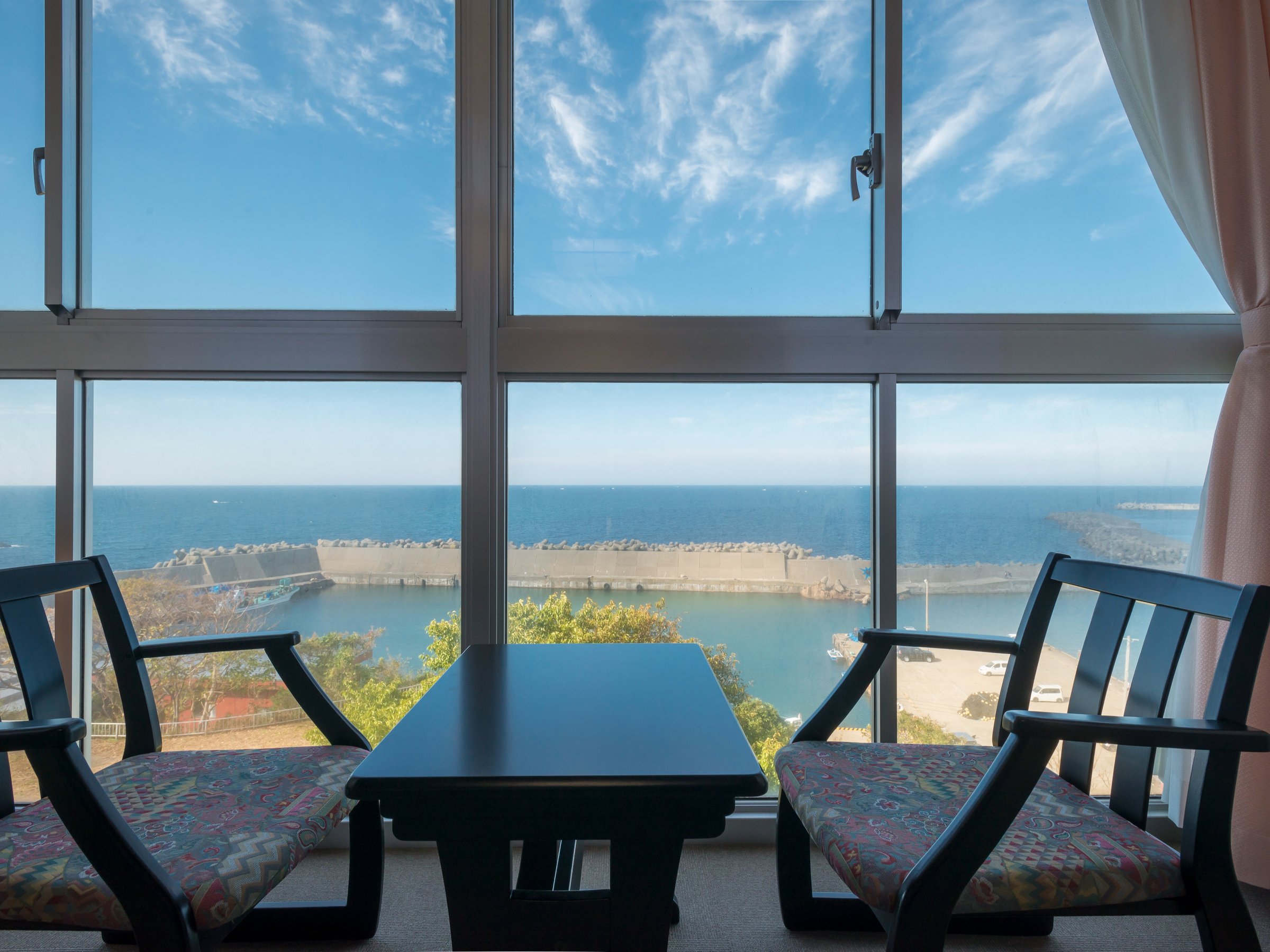 �q���͑S���I�[�V�����r���[��