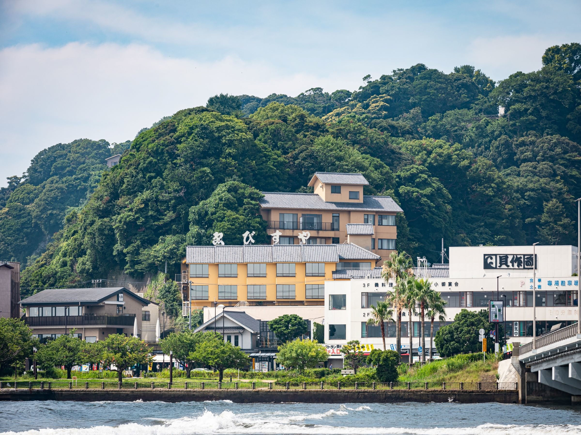 �b������S�i