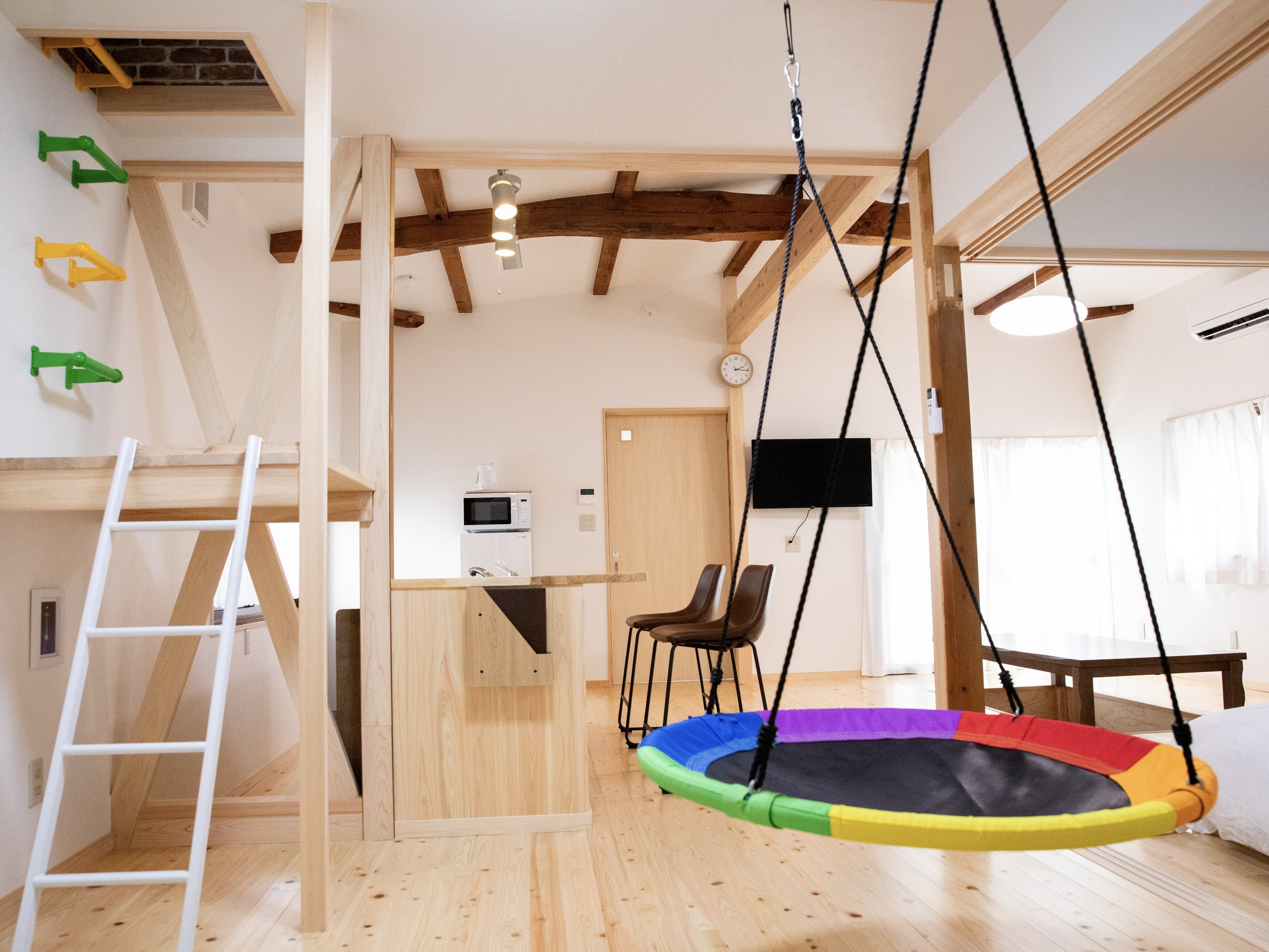 �u�����R��2�K�Ɍq����n�V�S������A���q�l���y���߂�h�ƂȂ��Ă��܂�