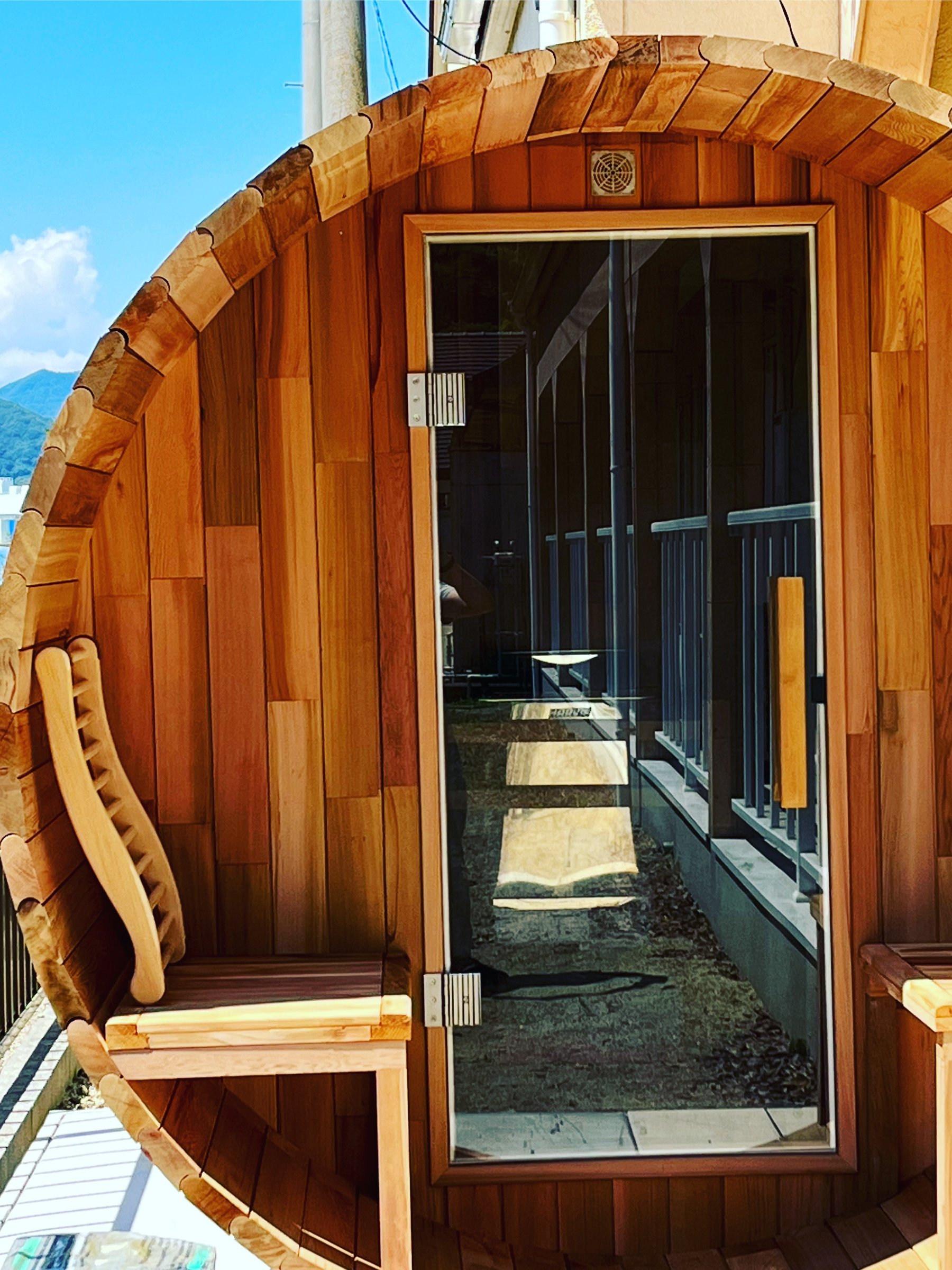 �o�����T�E�i�i�L���j