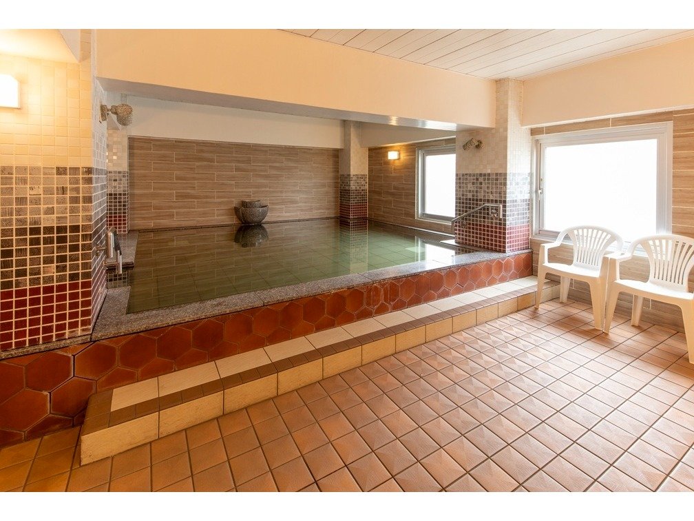 �j�������