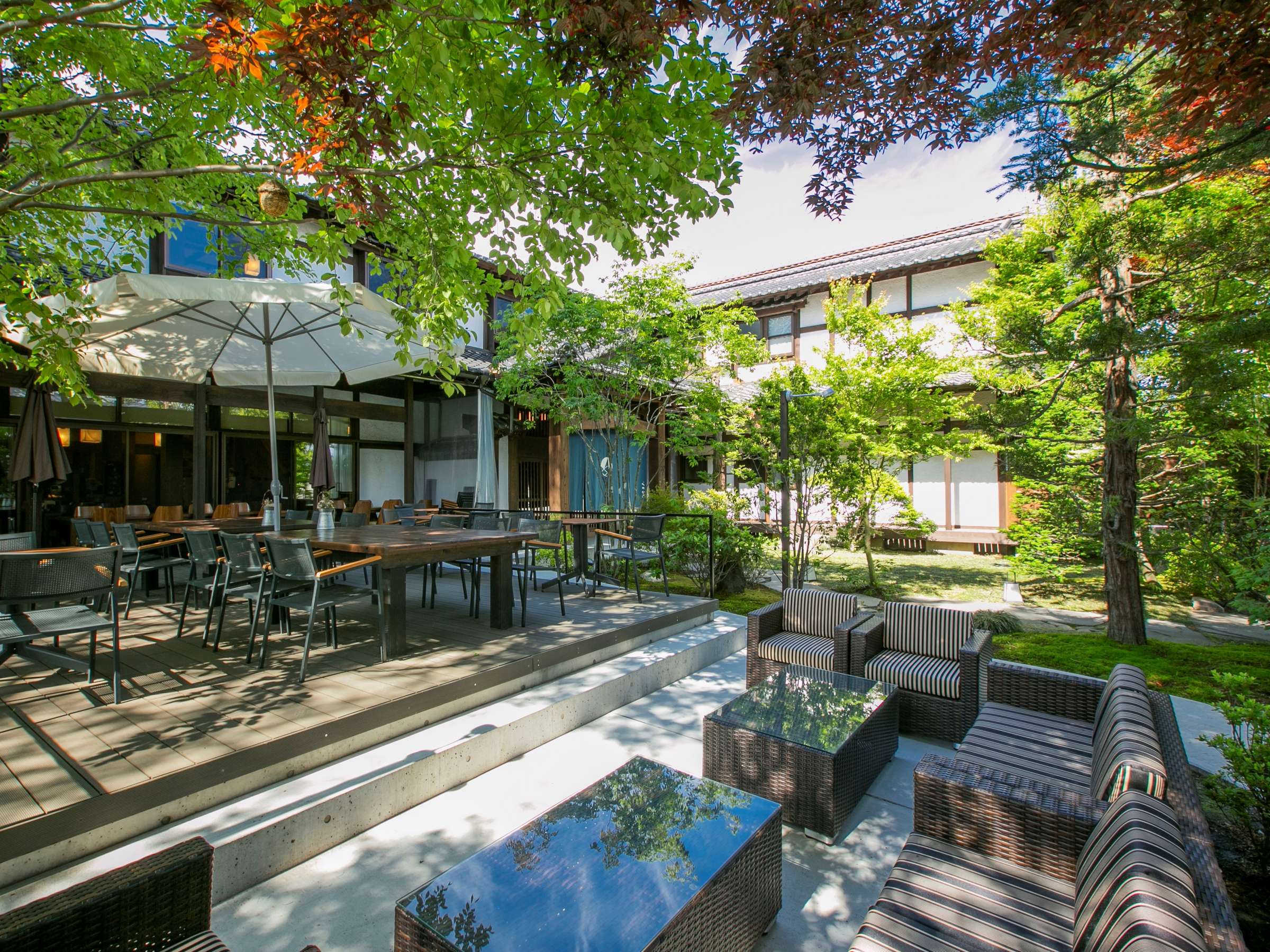 lG܁X̎pĂeXIA͂Ƙa_Ԃ̒ay݂B