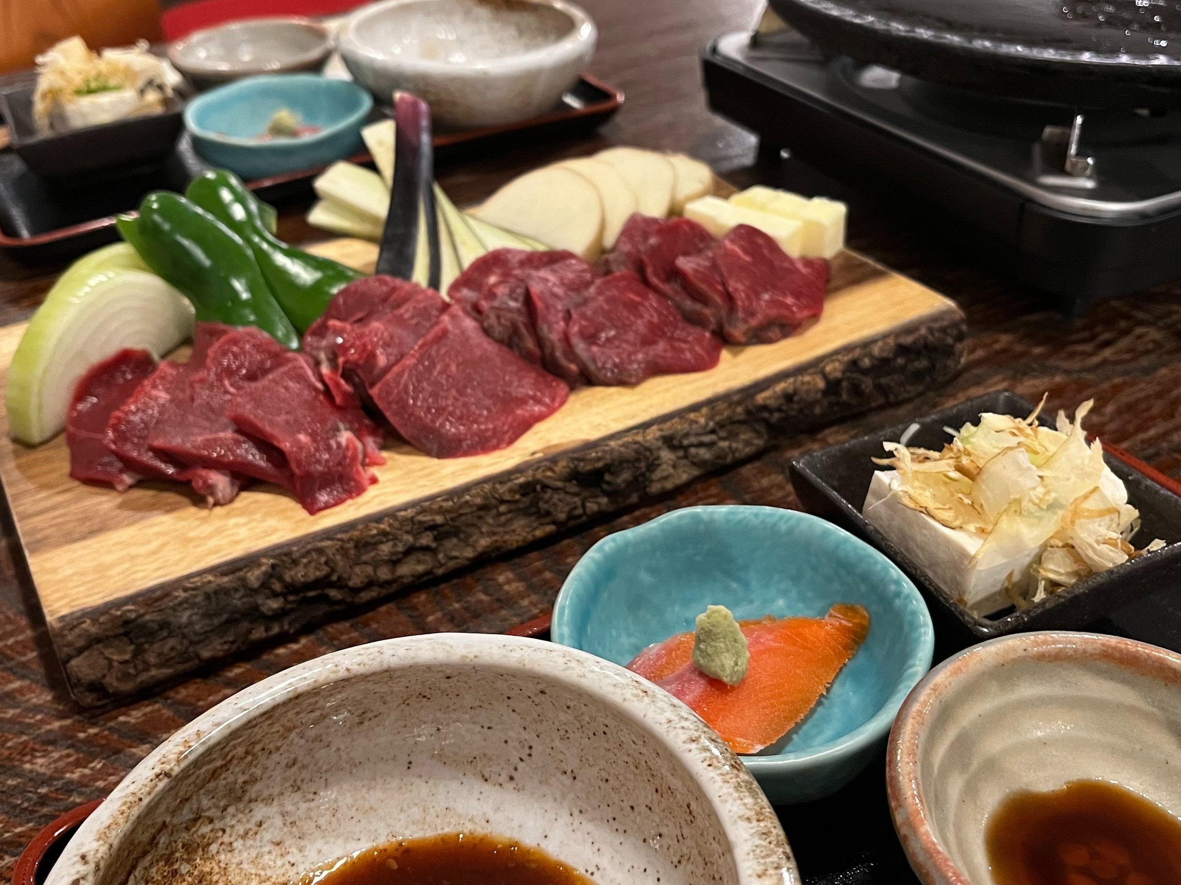 �[�H�t�̈��B�n��Y�̐H�ނ𒆐S�ɂ�������