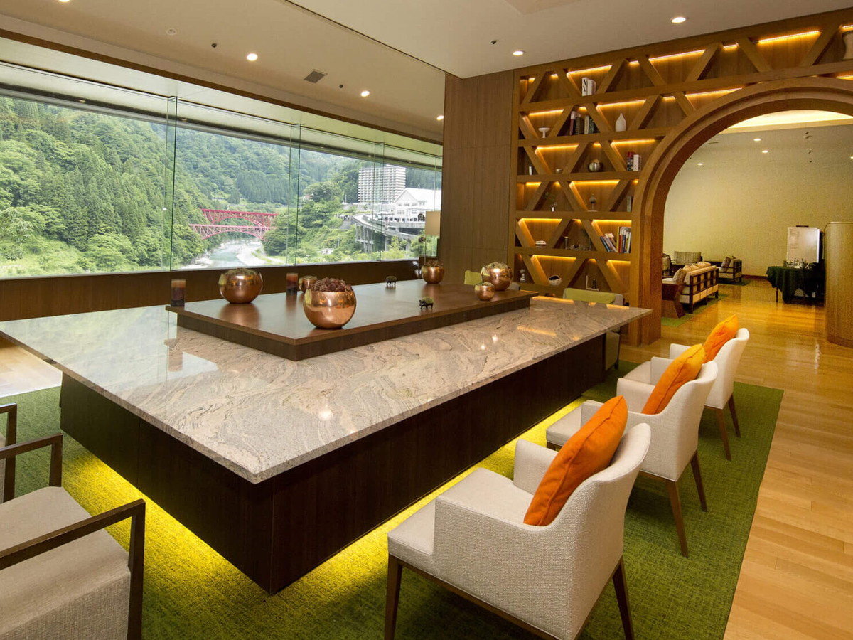 yEWuO|KEYAKI|vzgbRdԂuRF]܂B