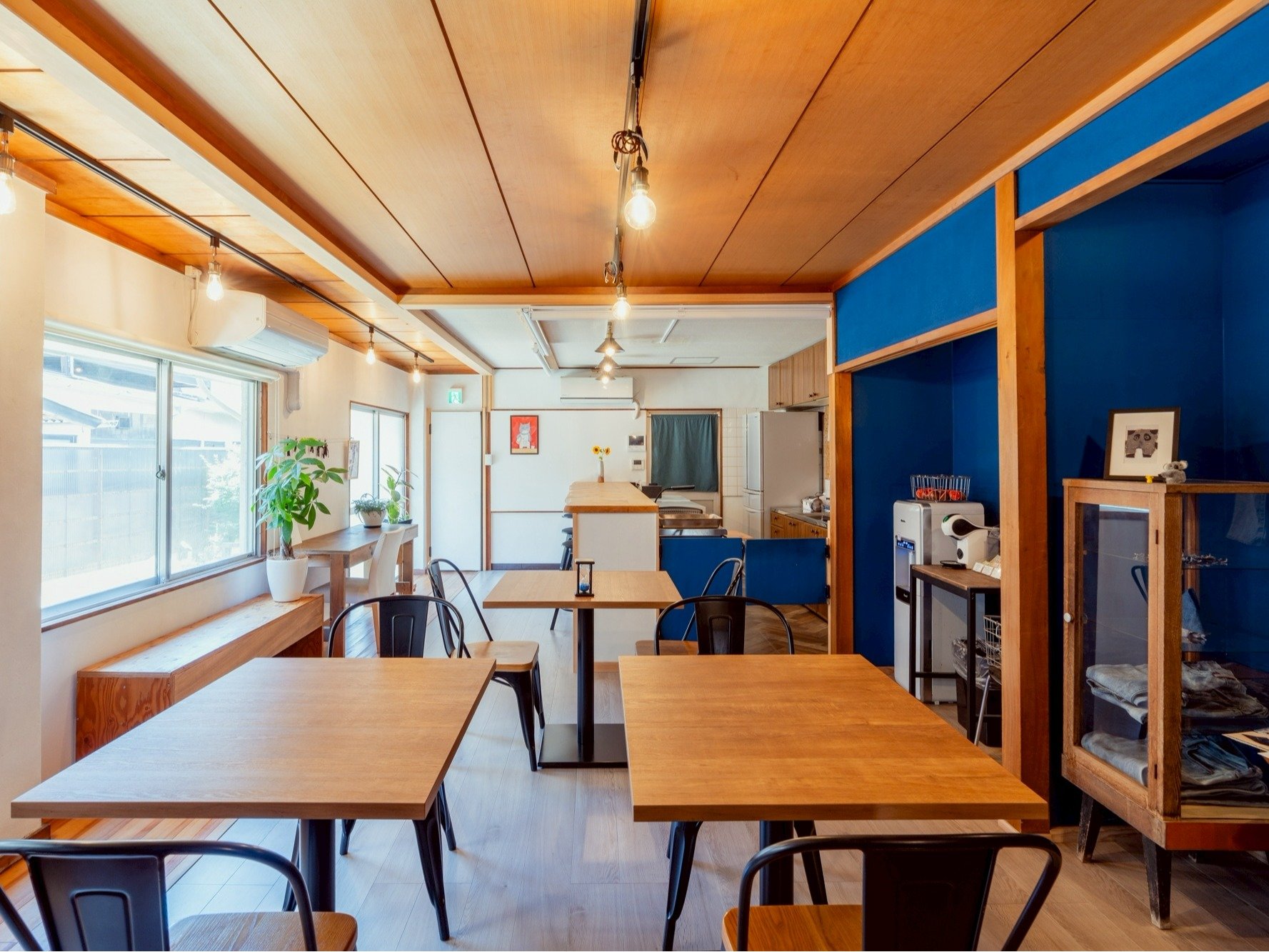 QXgnEX1F̓EWh҂͖̕ŃR[q[̃\tghNp܂B