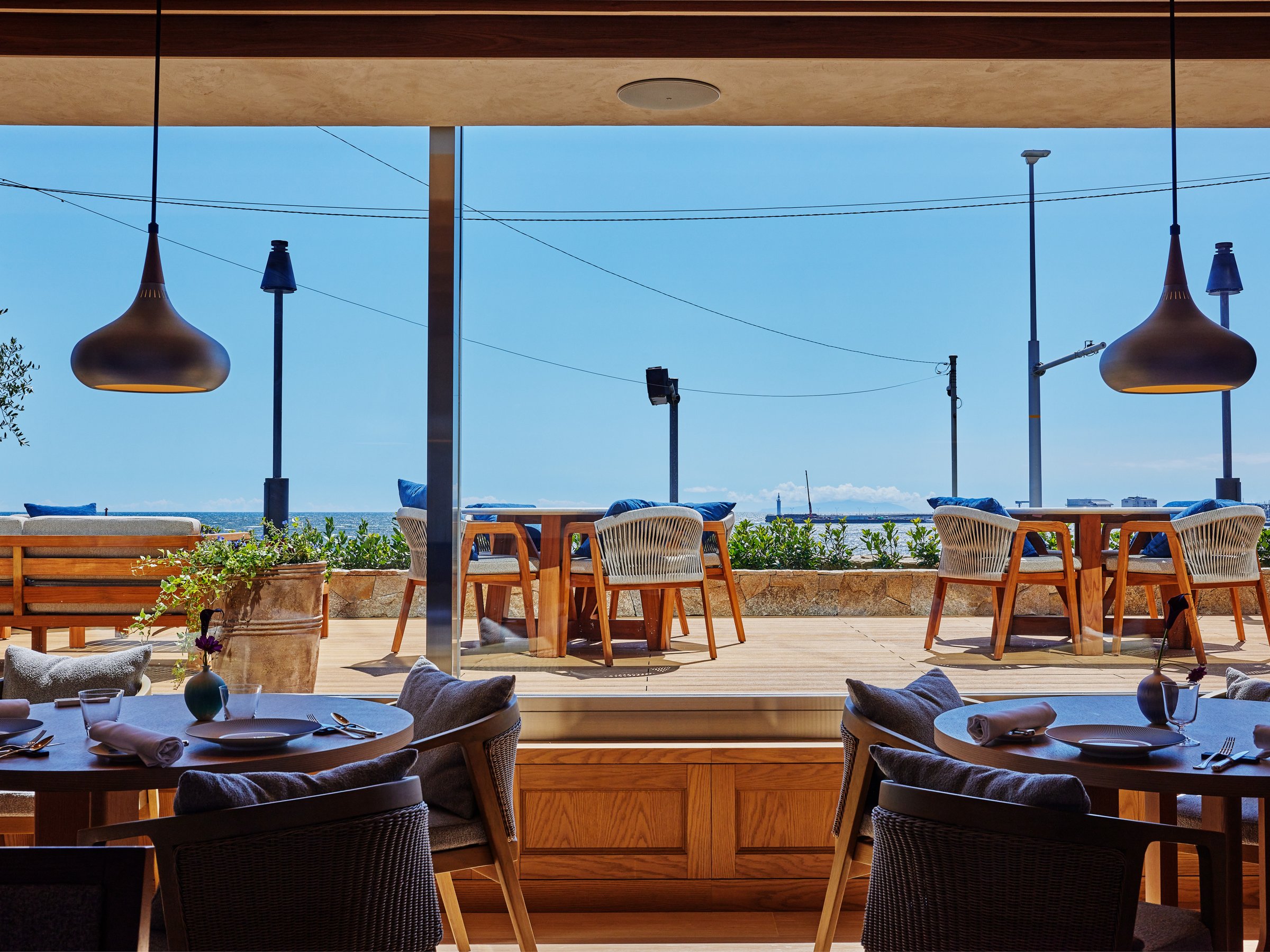 ���C���_�C�j���O�uLe RESTAURANT�v
