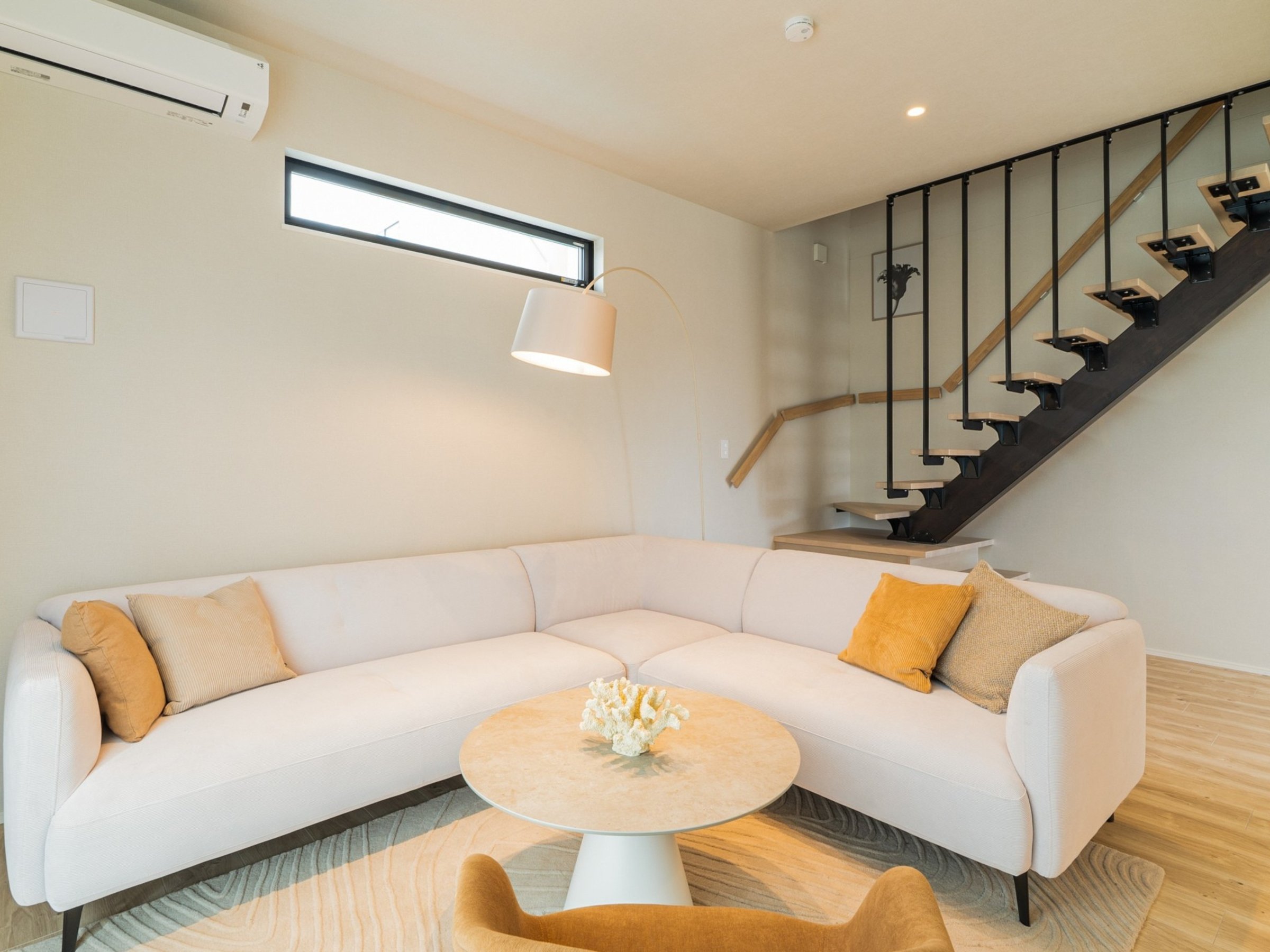 casa1FrO[