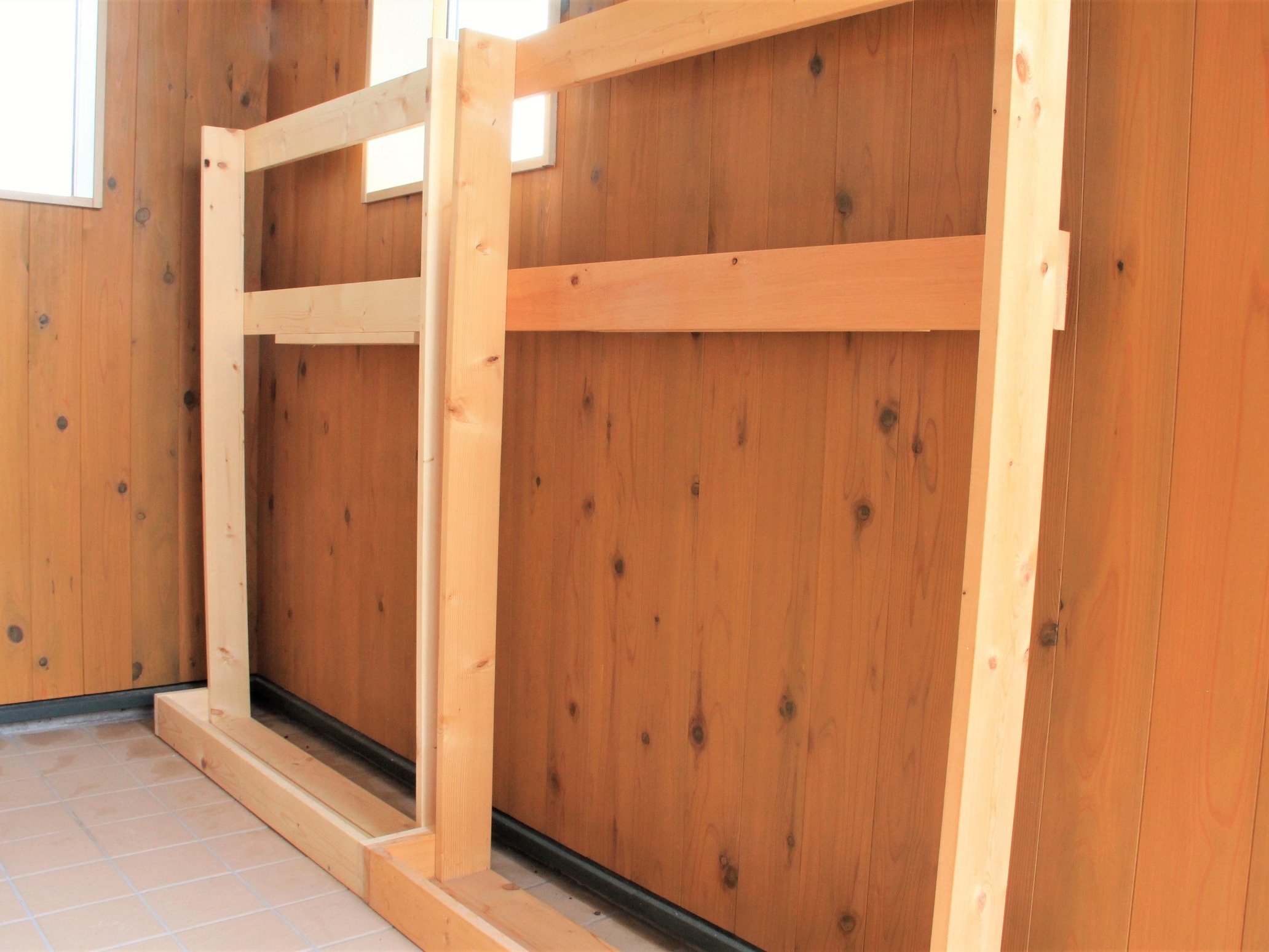 ���ւɃX�L�[�u��������p�ӂ��Ă���܂��B���������͂������܂���B