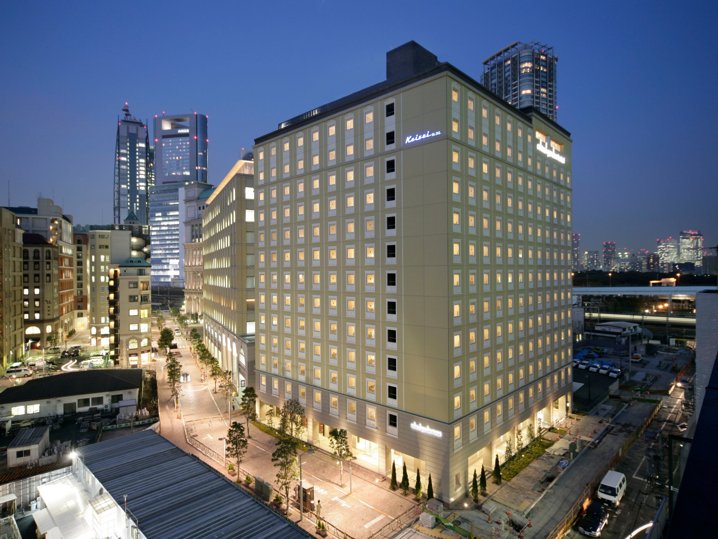 ���s�S�e���ւ̃A�N�Z�X���Q�ŁA�r�W�l�X�E�ό��̋��_�ɍœK�ł�