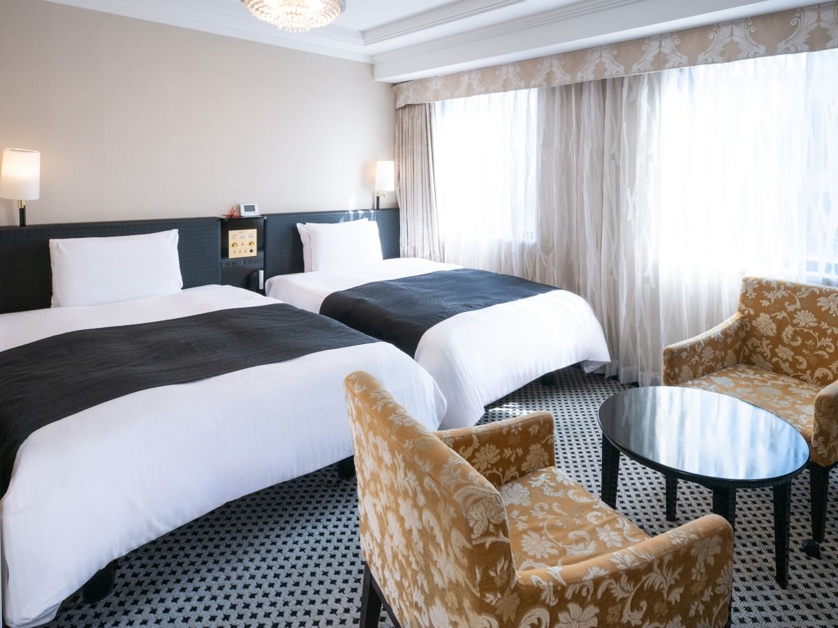 �f���b�N�X�c�C�����[���i�։��j