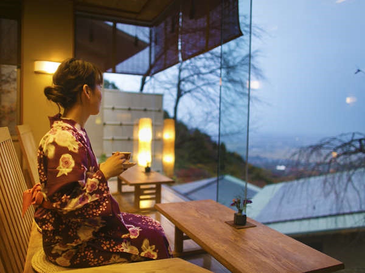滝元館 遊季の里から望む濃尾平野の田園風景と夜景（じゃらんnet掲載画像）