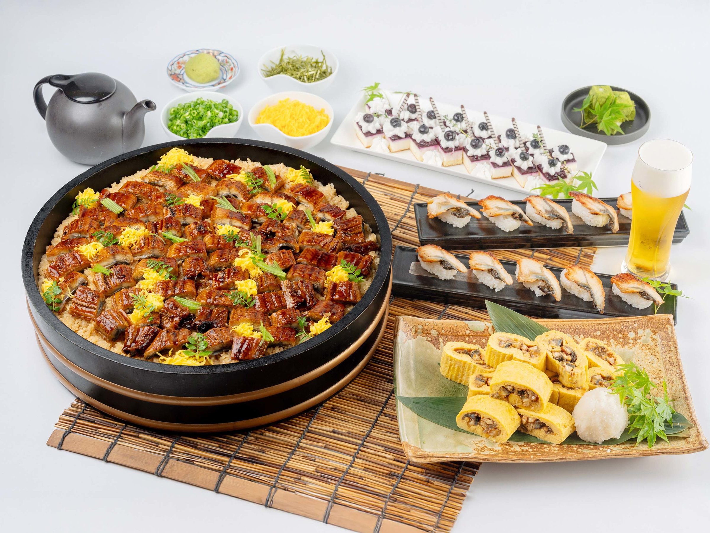 �y�ċG����z80�풴�̍��؃��j���[�I�Ă��ґ�r���b�t�F�@���C���[�W