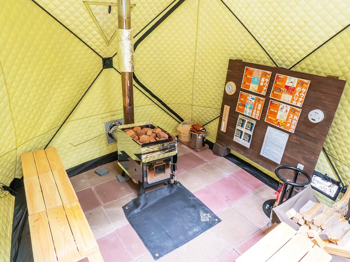 �ɓ��X�J�C���C��736�@�T�E�i