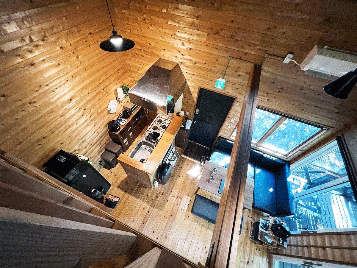 �ɓ��X�J�C���C��736�@