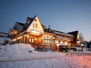 ����̐��E�I���̒��ɂ��т������b�W