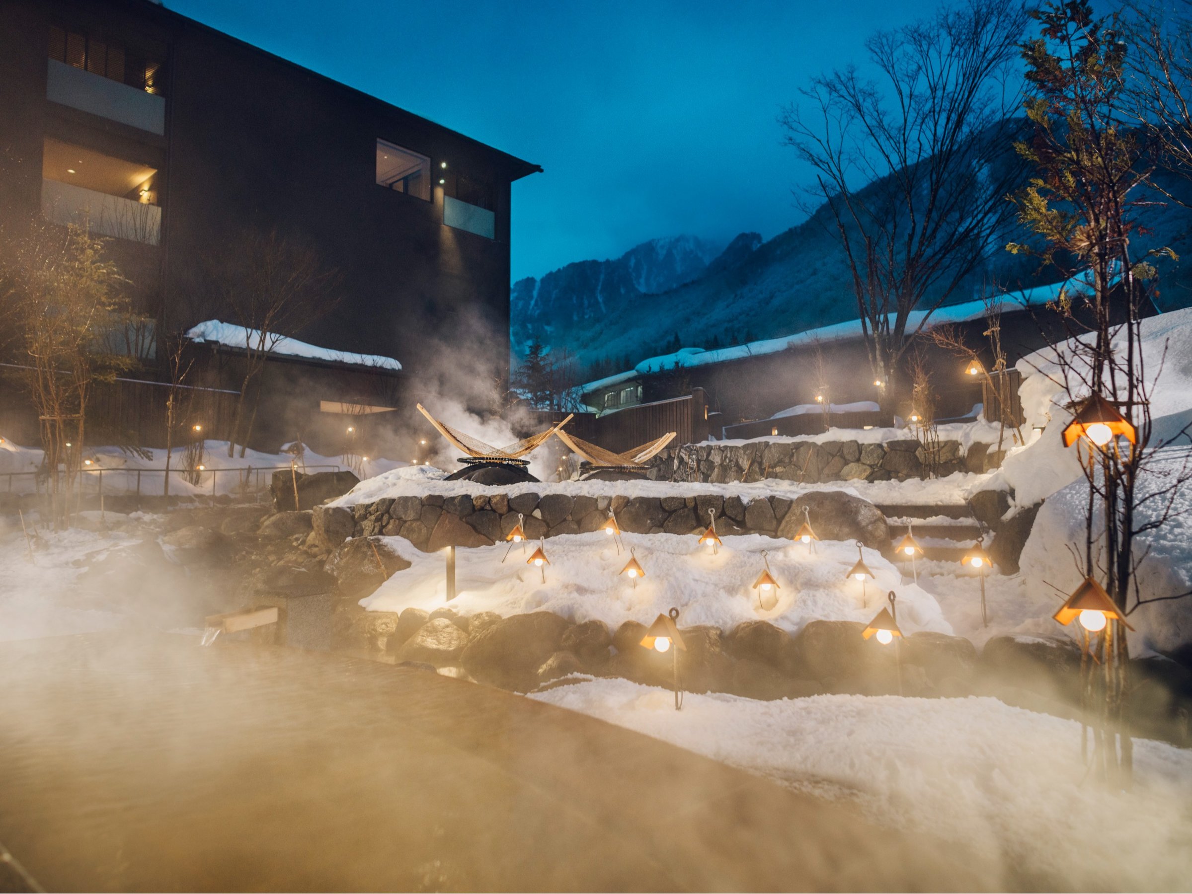 ���둫���i�~�j