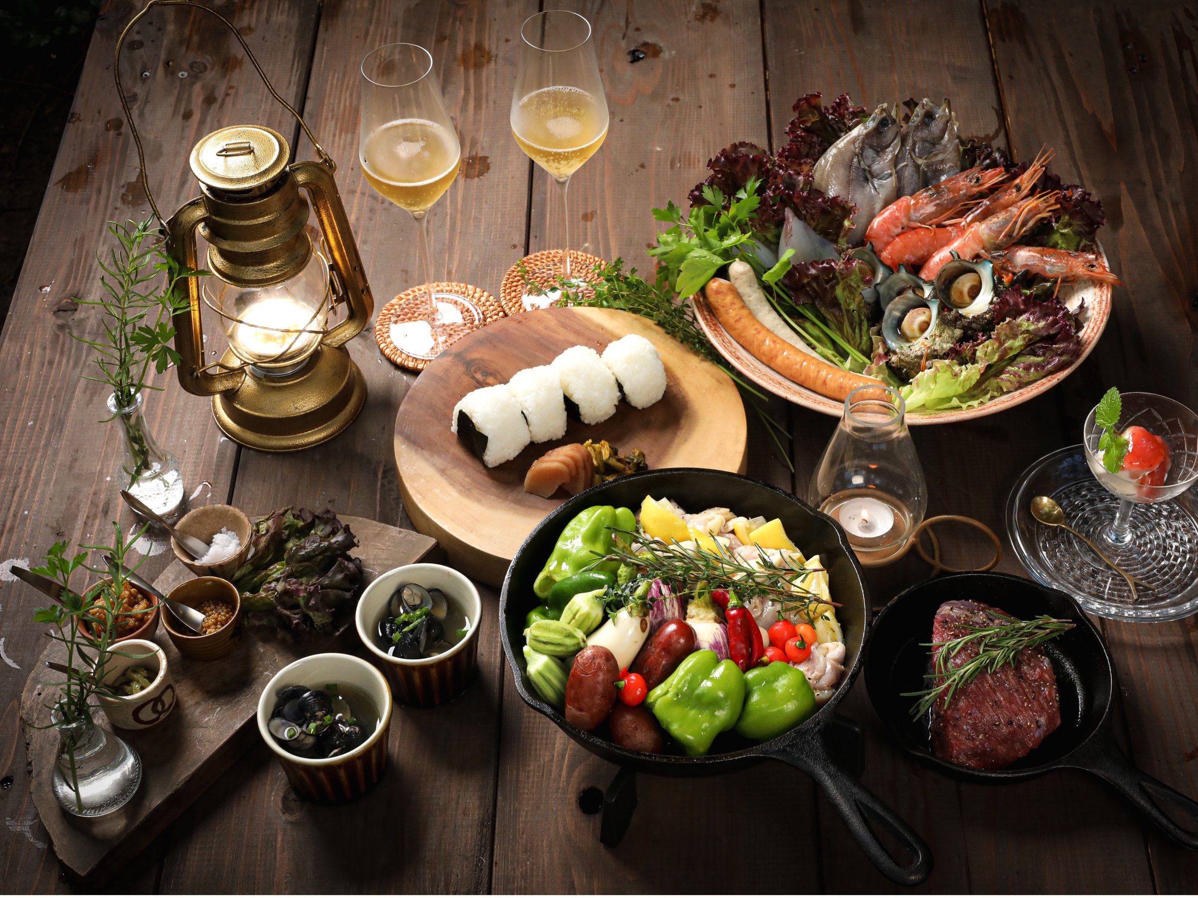 ~XɈ͂܂ꂽBBQ`̗h炬̒HŘb~
