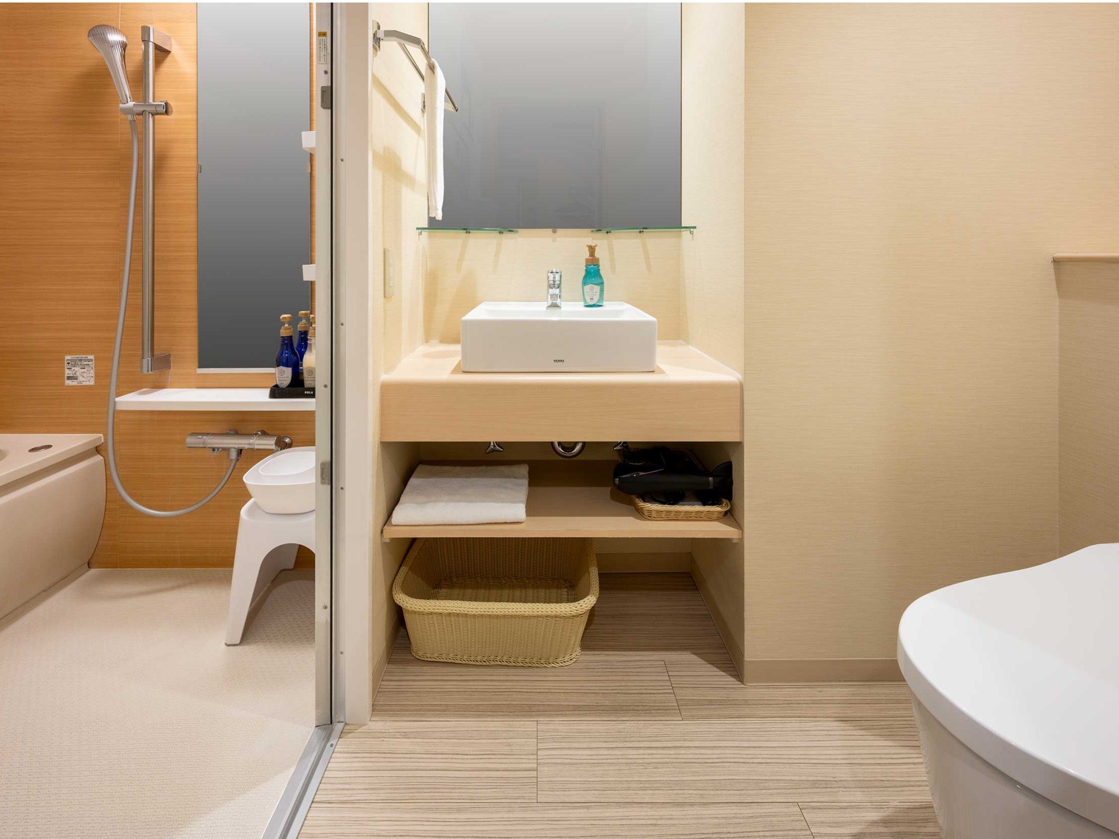 �������o�X�g�C��