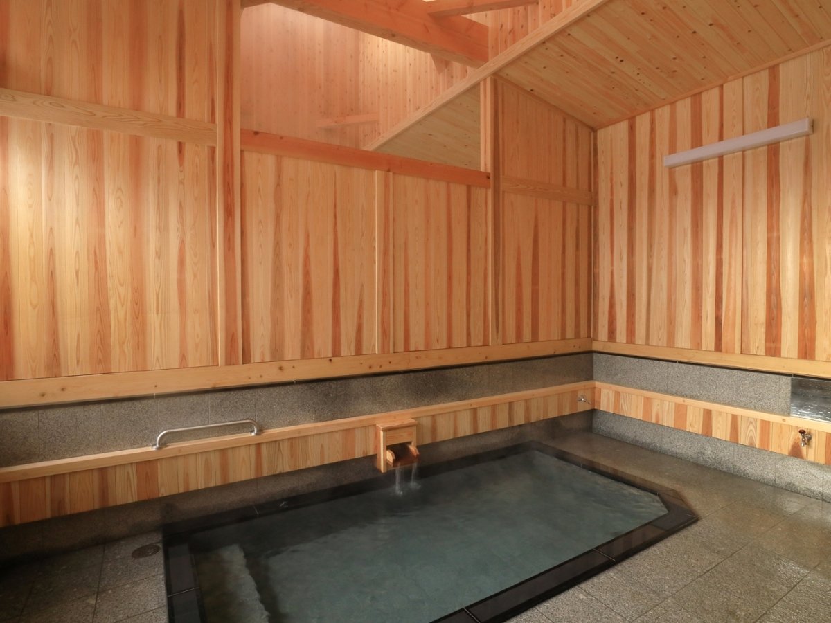 �y���Ӂz���������V�c�̓��A���ق���k��2���ł��B