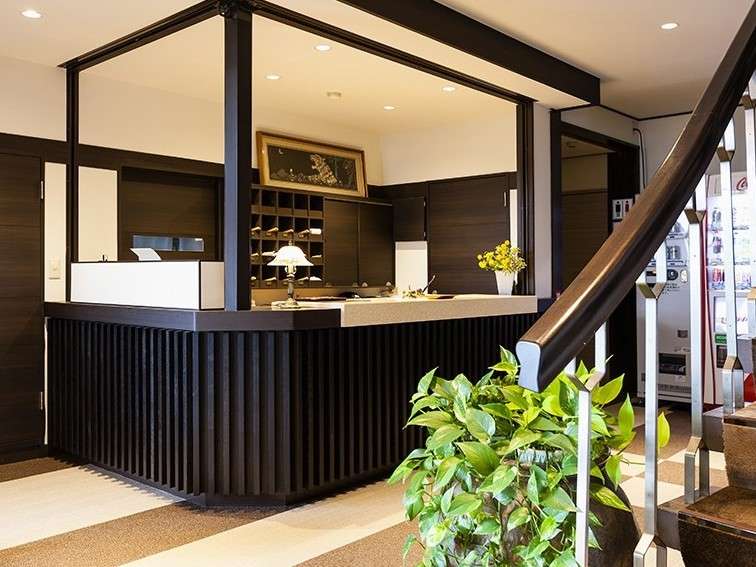 tgɂȂ܂Bӂ̊όEʂ̂ē̎C˂ȂB