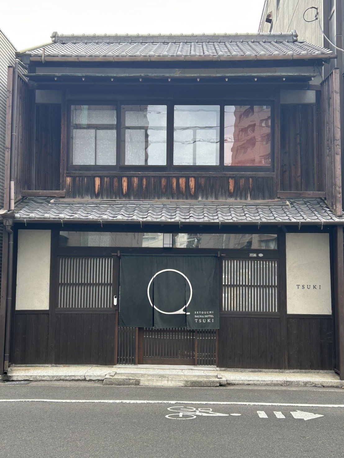 ʌ