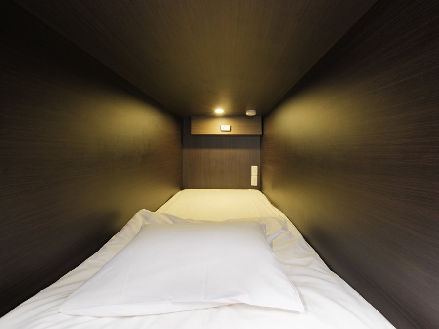 �h�~�g���[.