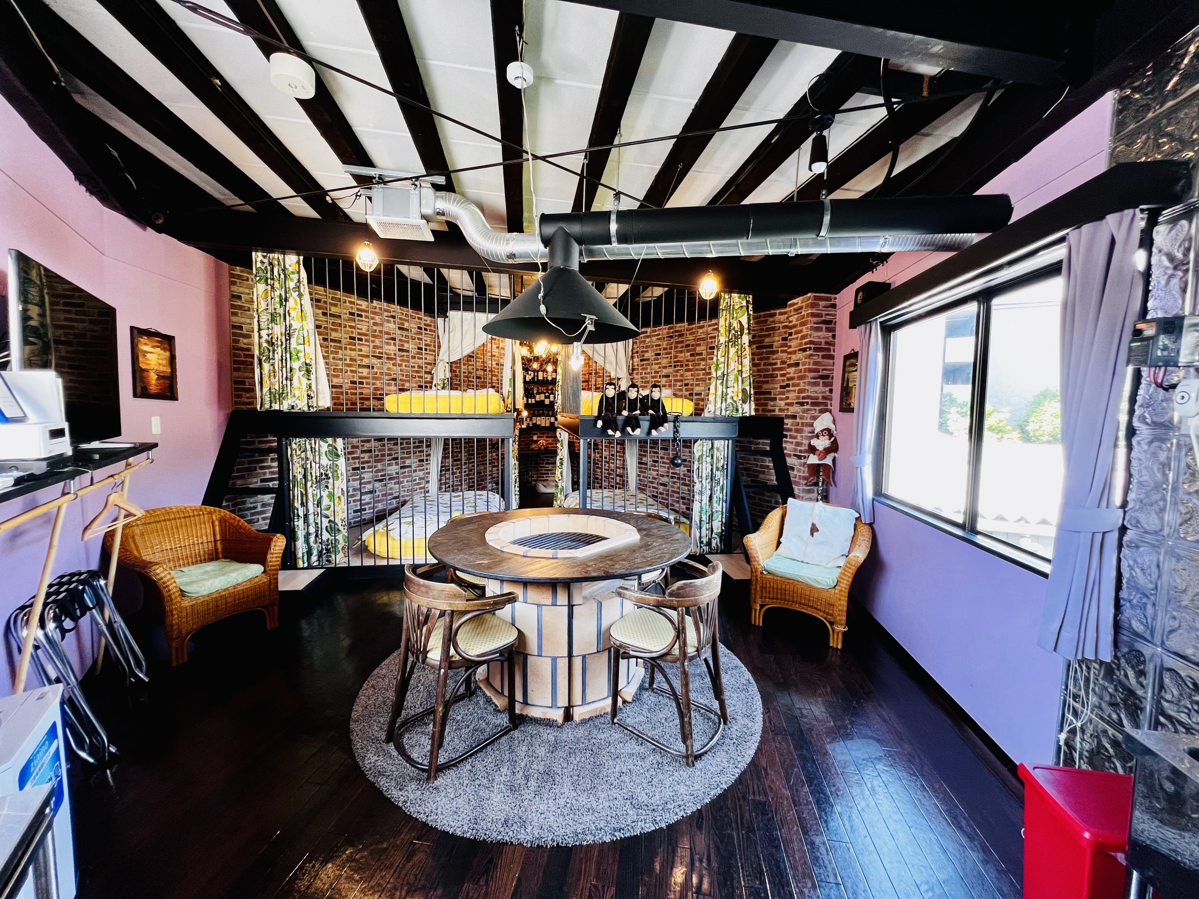 Dog house@S