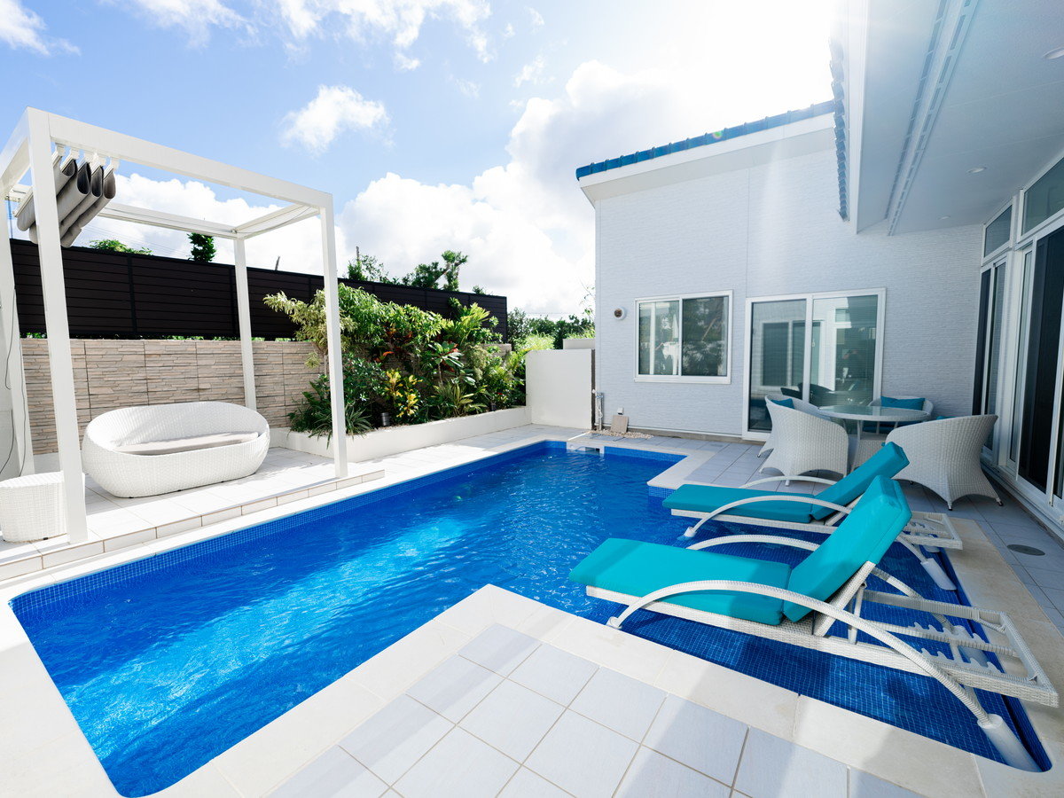 �y���ʁz�v�[���T�C�h�ɂ͉��O�V�����[�������B