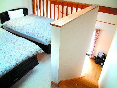 ���]�l�b�g2�K�̐Q������K�������r���O������