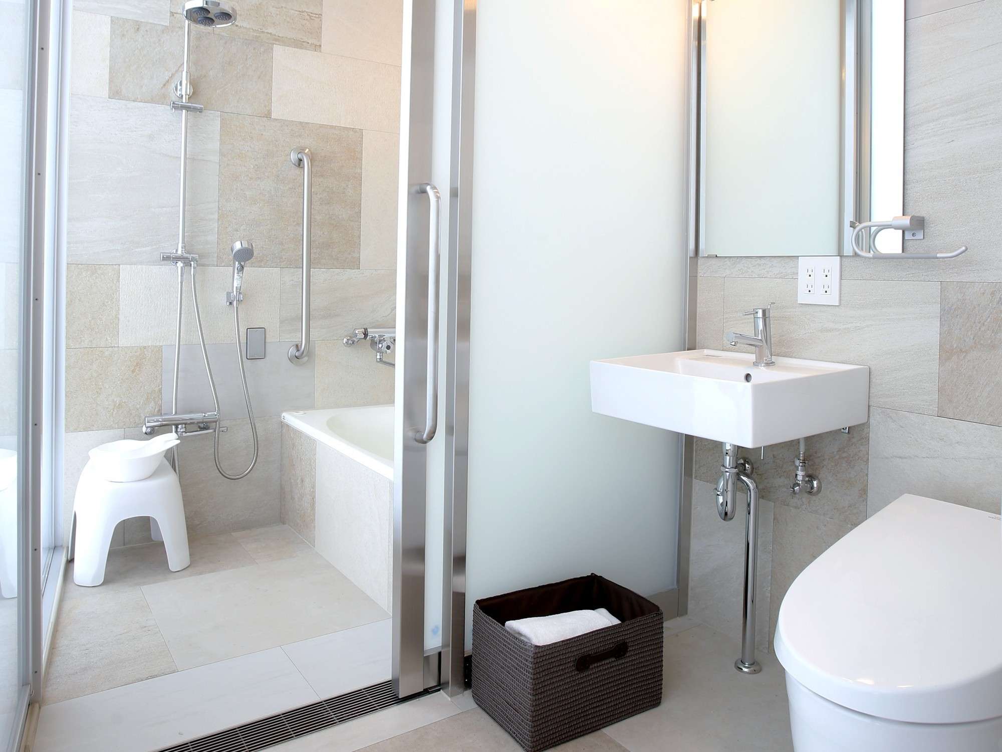 �o�X���[���i2�x�b�h�@�f���b�N�X�j