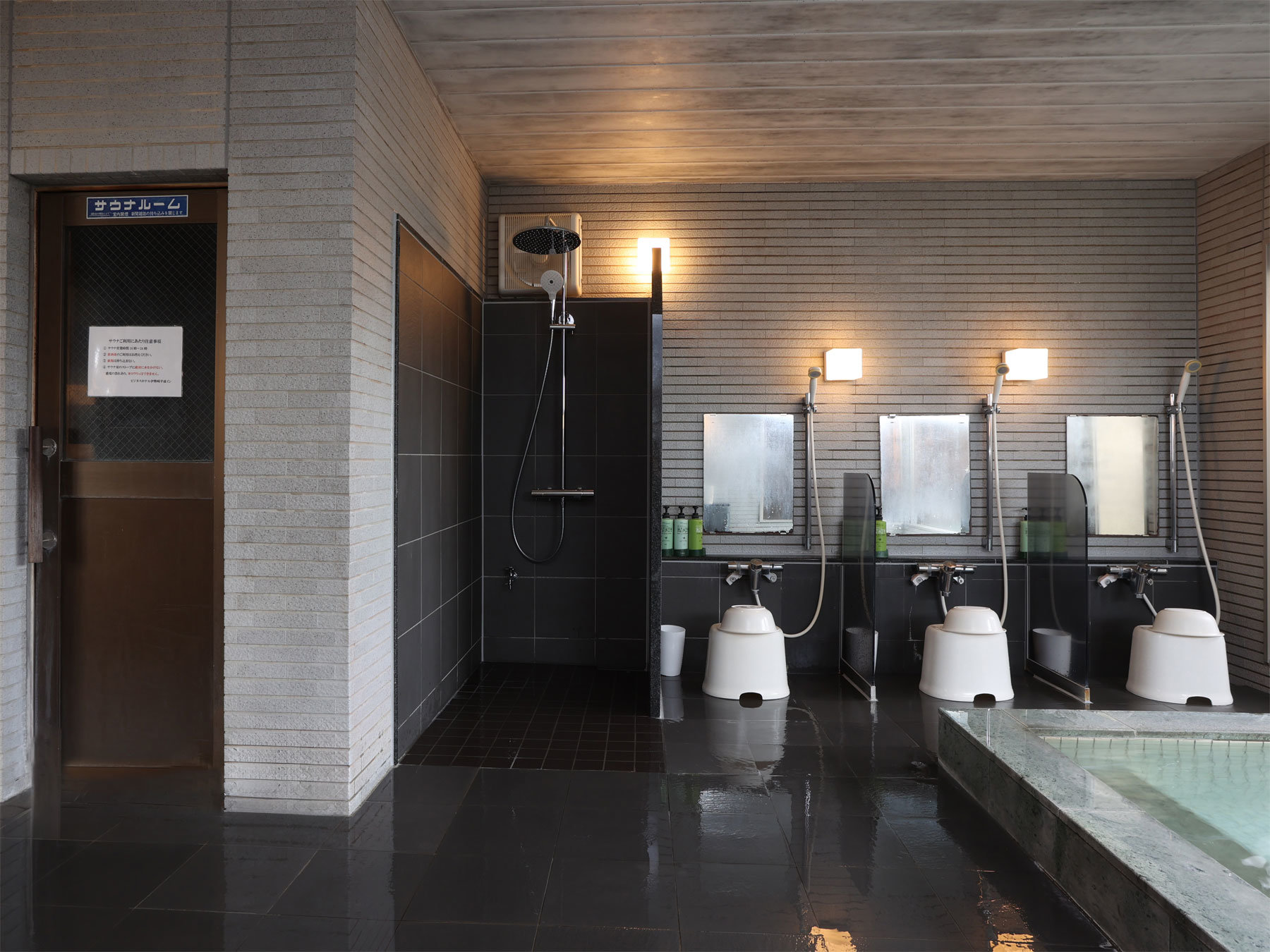 2F �j�������V�����[�u�[�X