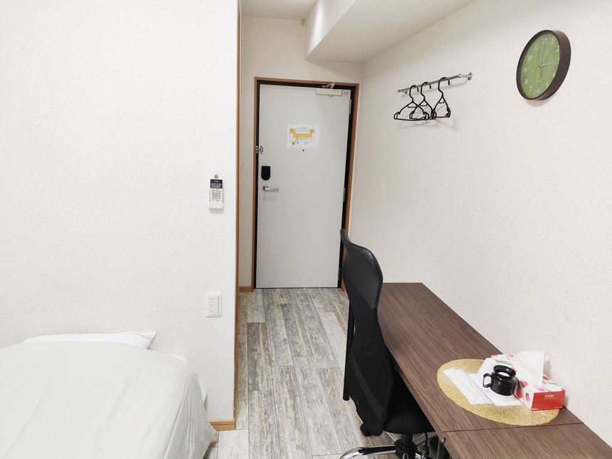 ���j�b�g�o�X�t�E�G�A�R���E�e���r�E�①�Ɂi��j�E�h���C���[�E�J�[�h�L�[�V�X�e�������B