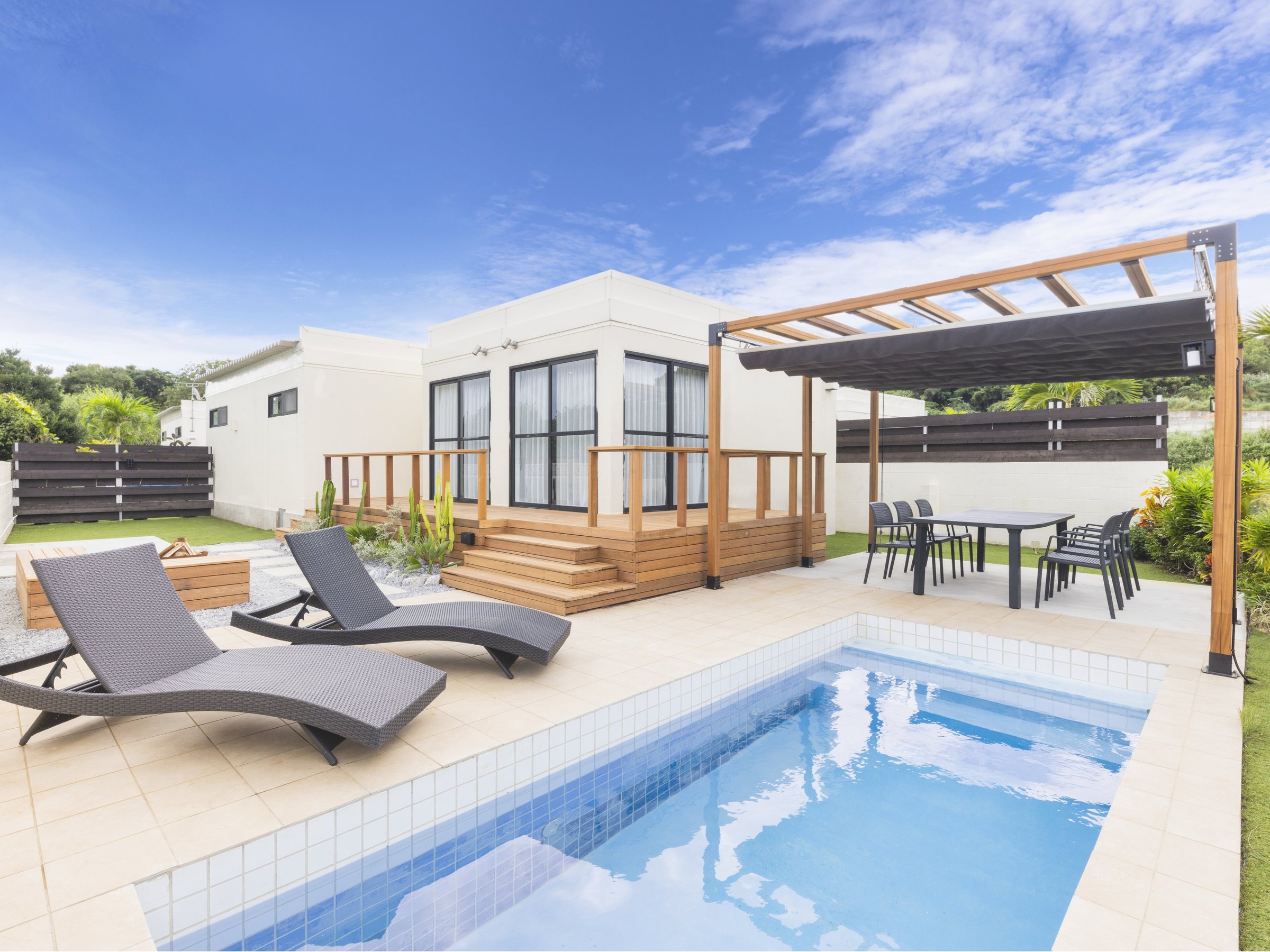 H�e���X�@�K�[�f��