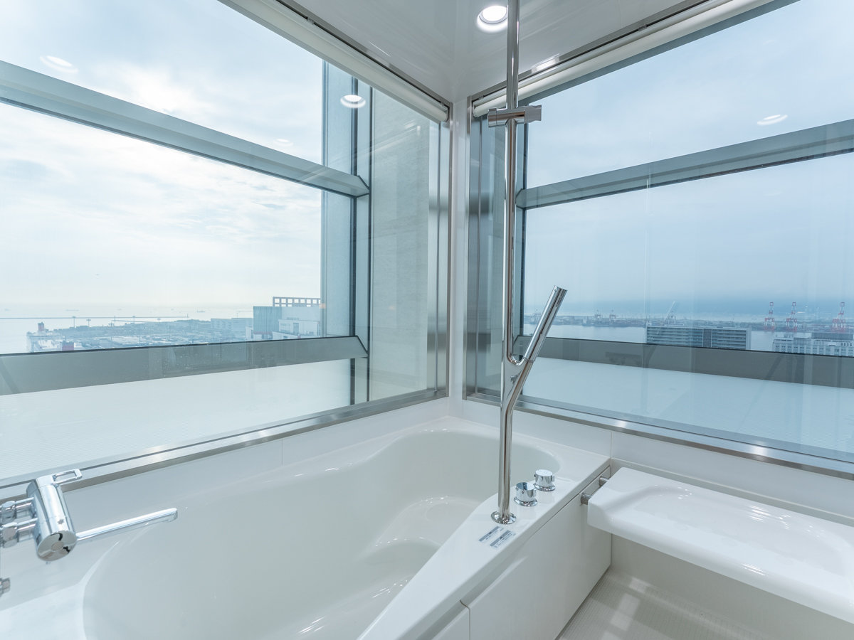 �f�U�C�i�[�Y�R�[�i�[�c�C���y�o�X���[���z