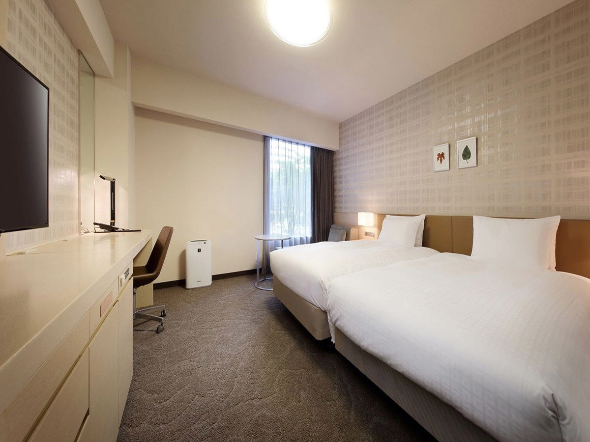 ynEbhcC[zԍL28(17.5)122cm̃xbh2ׂ荇Ă܂B