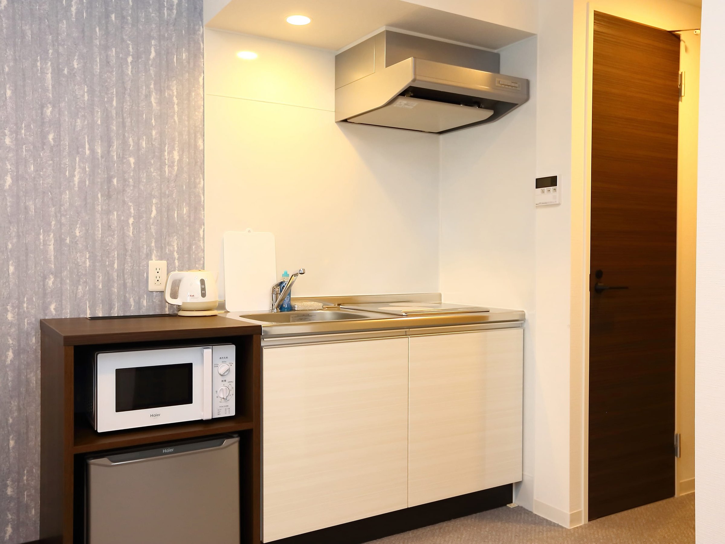 �L�b�`�������B������̂悤�ɉ߂�������K�ȋ�ԁB