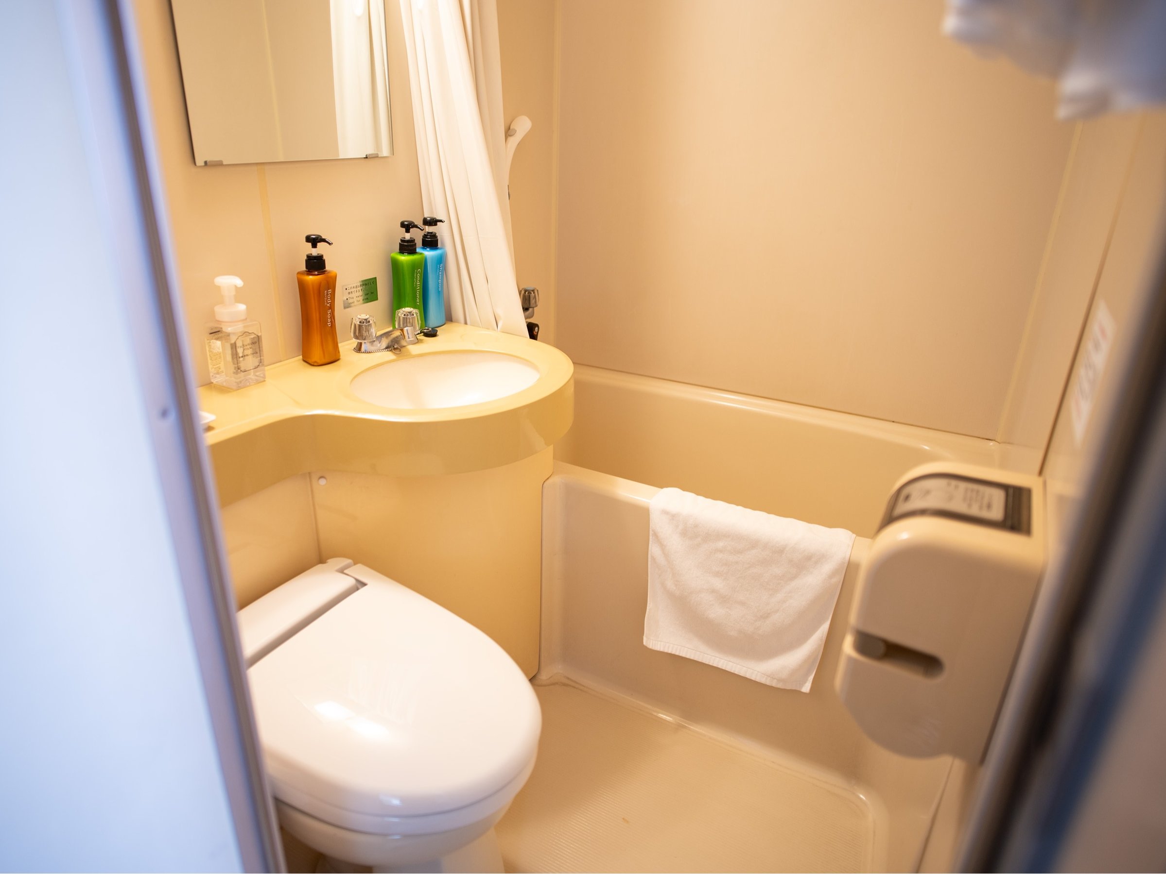 �o�X���[��