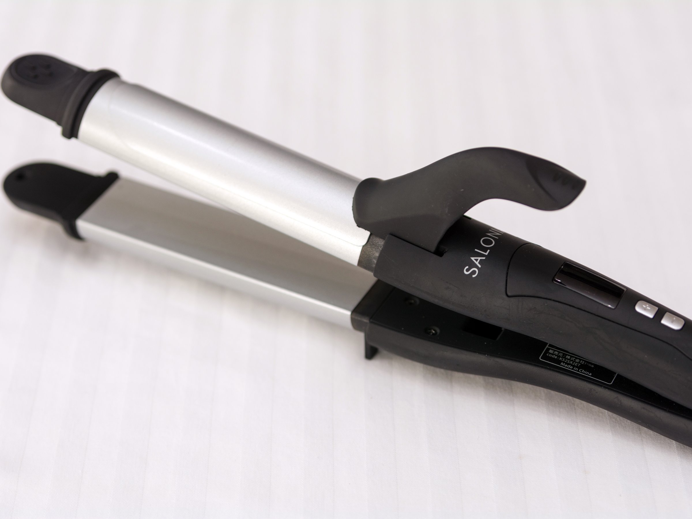 �y�w�A�A�C�����z�t�����g�ɂđ݂��o�����Ă���܂��B