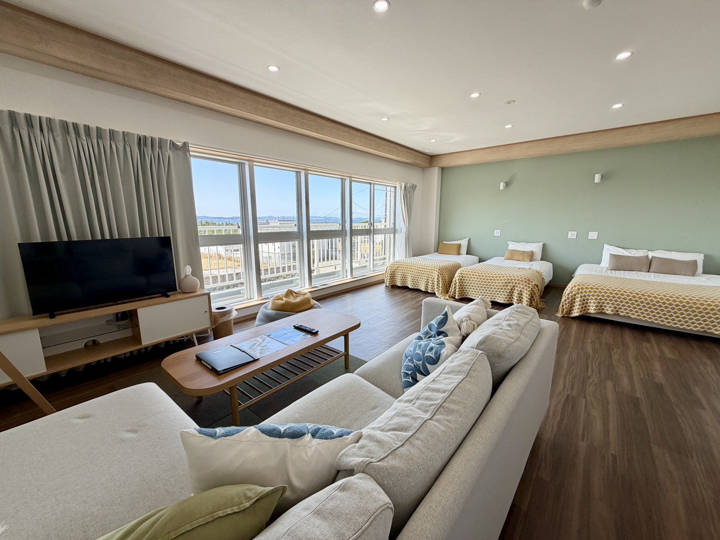 ��l���ł��������߂�����I�[�V�����r���[���[��