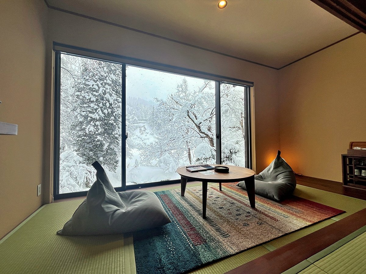 ���~�E�����ʎ��@��