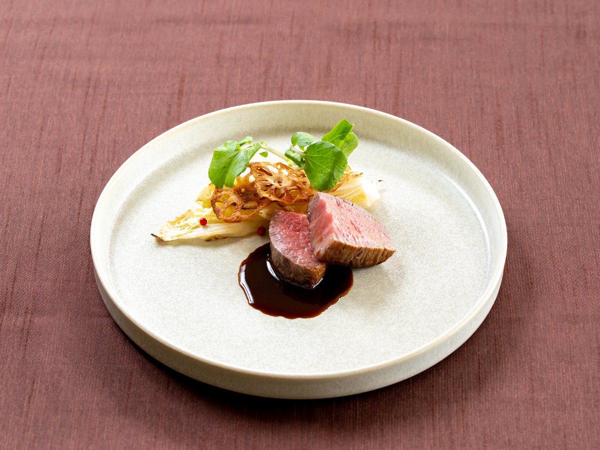 �y�����@���̉��z��2025�~���Z�R���h�b��䍕�јa���t�B�����̃��[�X�g�@�t�H�A�O�������̃}�f���\�[�X