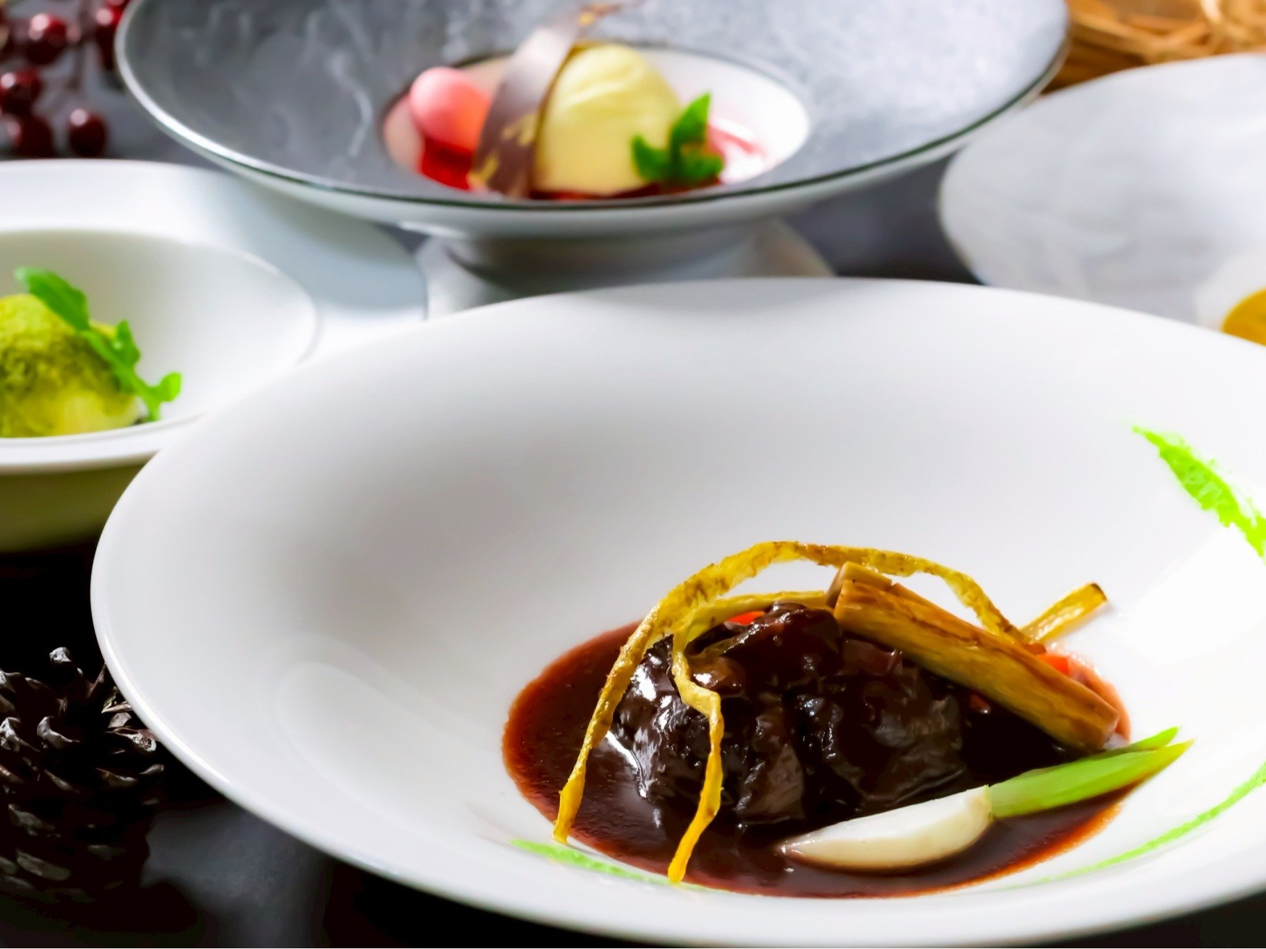 2025N12`2~kCYj̃ubtEuMj@FȐԃCƋ̗]C