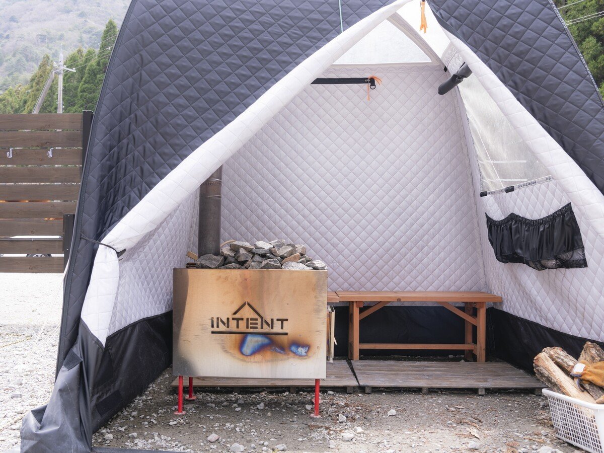 �e���g�T�E�i