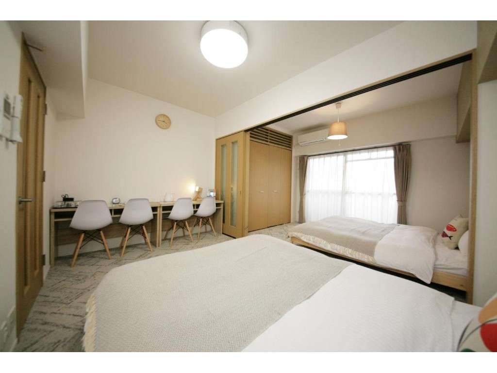 33�u�̍L�X���